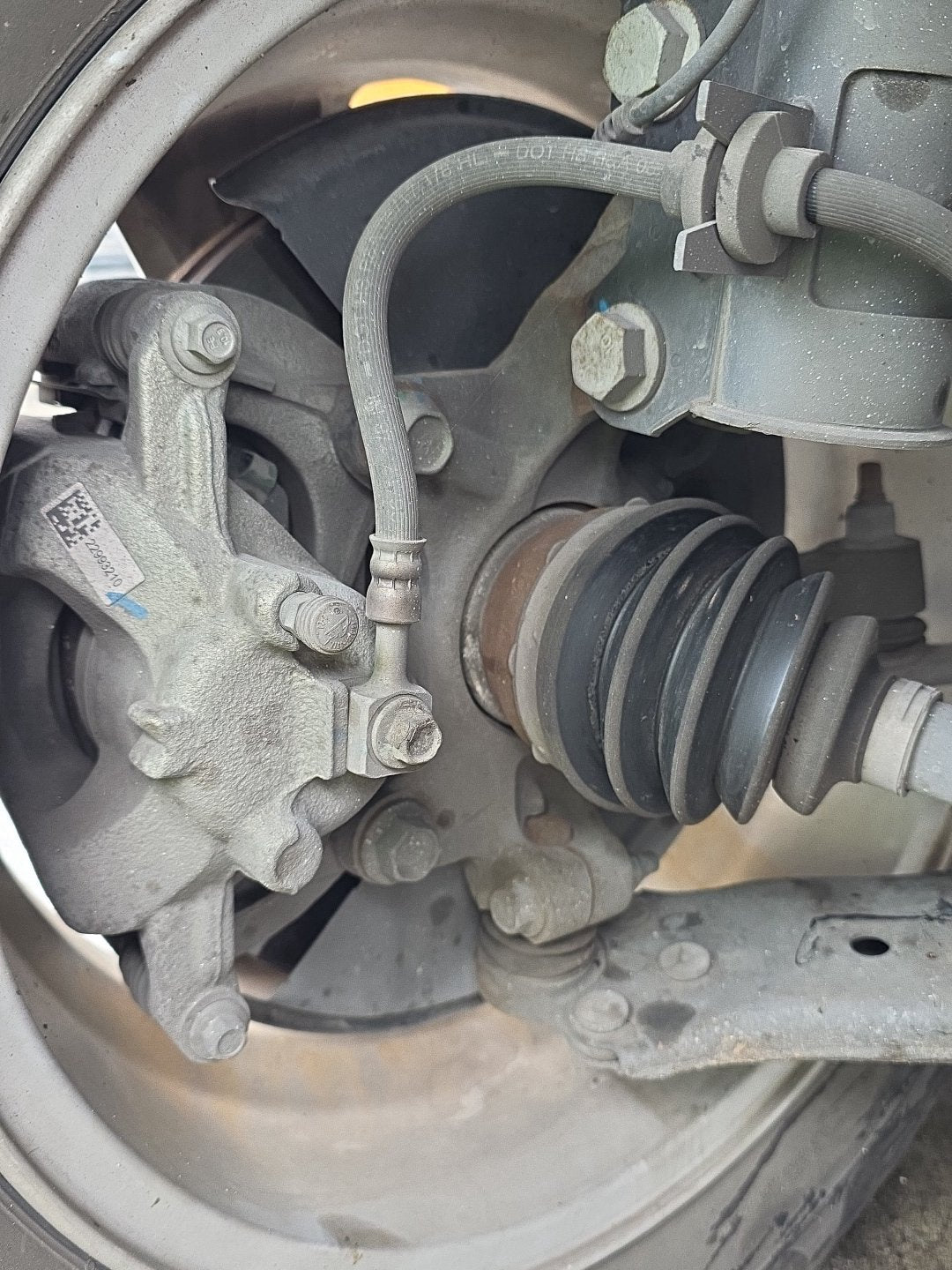 2017 Holden Trax TJ MY17 - Right Front Hub Assembly PN: