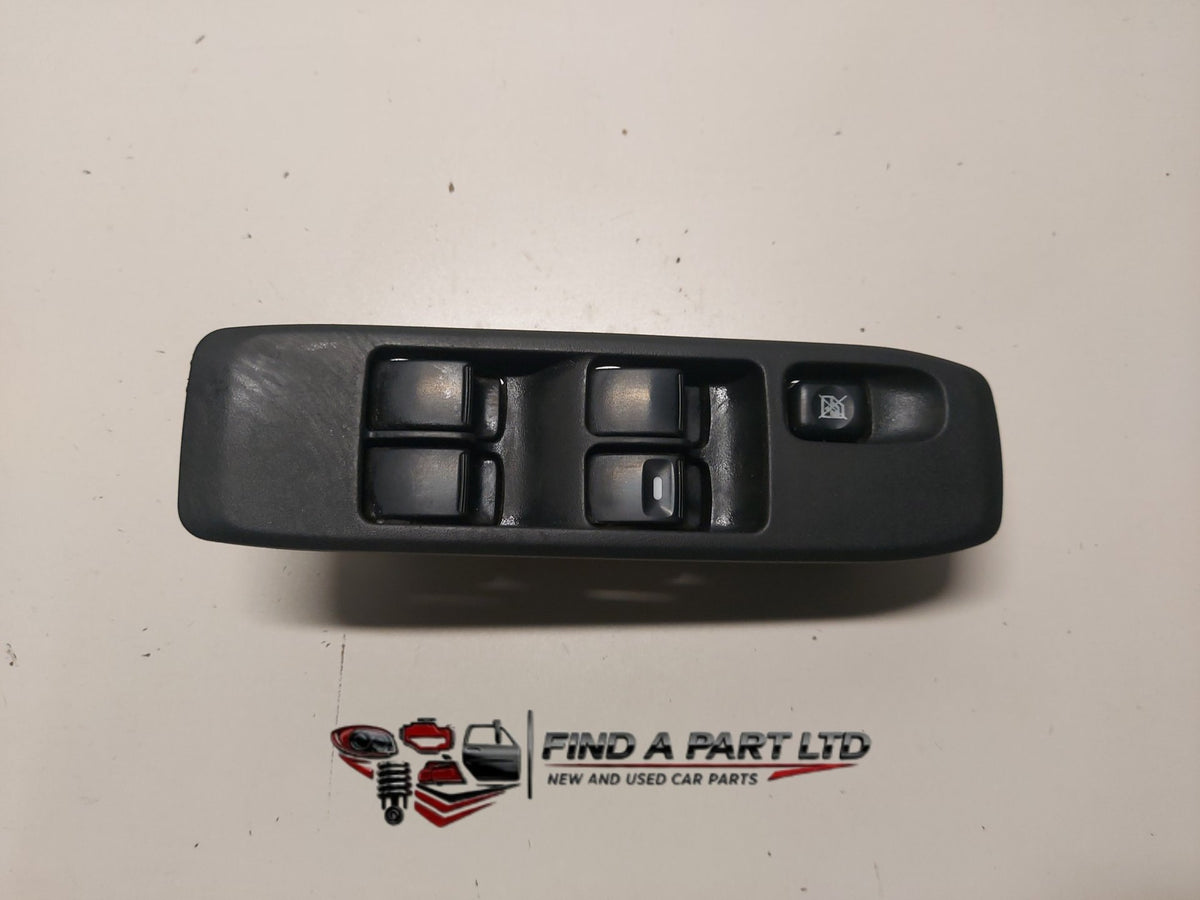 2002 Mitsubishi Pajero - Master Power Window Switch PN: MR587941