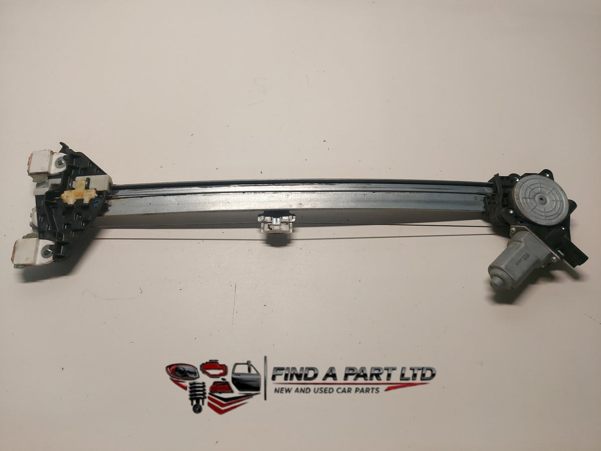 2007 Honda CR-V - Left Front Window Regulator/Motor PN: 7C-019
