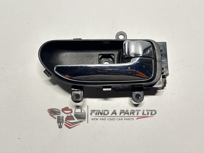 2006 Nissan X-Trail T30 - Right Rear Door Interior Handle PN: