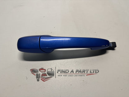 2002 Mazda Demio DY - Right Front Exterior Door Handle PN: