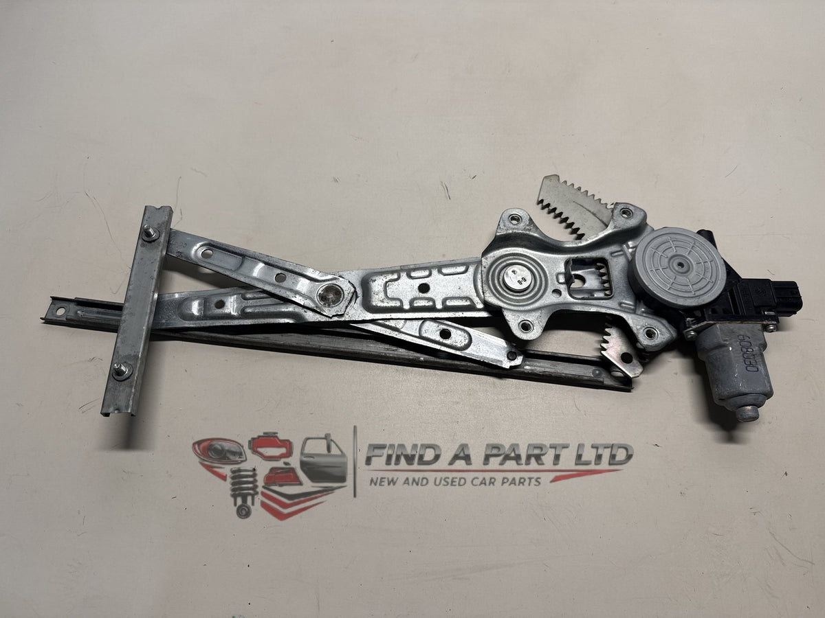 2016 Mitsubishi Outlander GF*W - Right Rear Window Regulator/Motor PN: 5713A 258