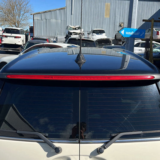 2008-2014 MINI Cooper R55 WMWML320X0TM93432 - High Level Stoplight PN: A046439