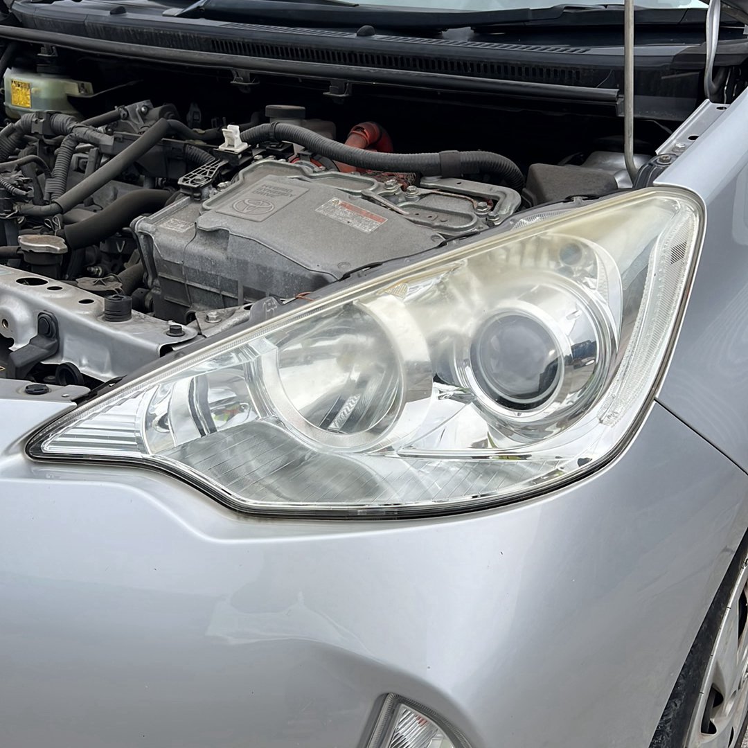 2011-2021 Toyota Aqua NHP10 - Left Headlight PN: koito 52-244