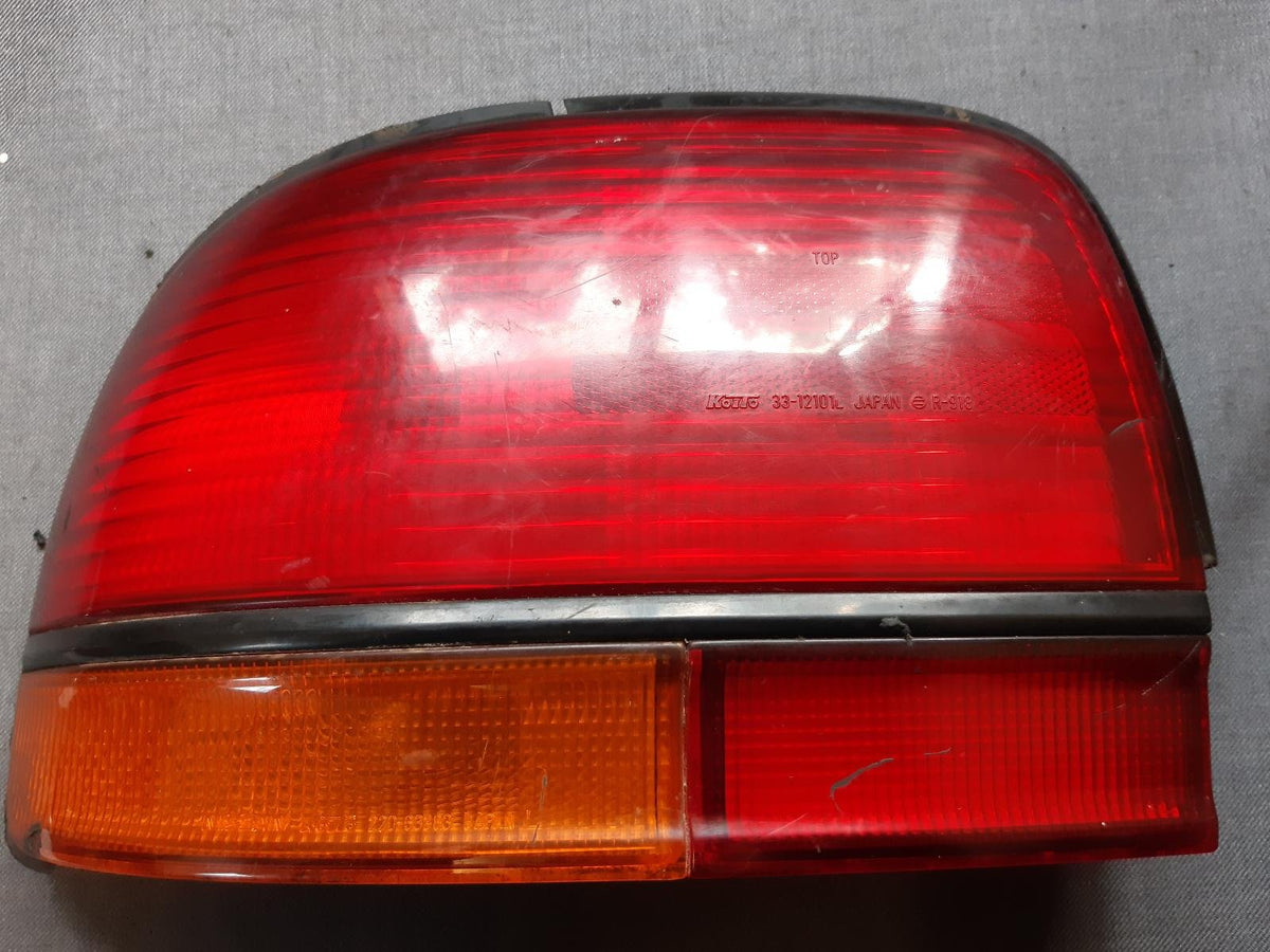 Sep 1993 to Sep 1997 - Nissan Bluebird U13 - Left Taillight