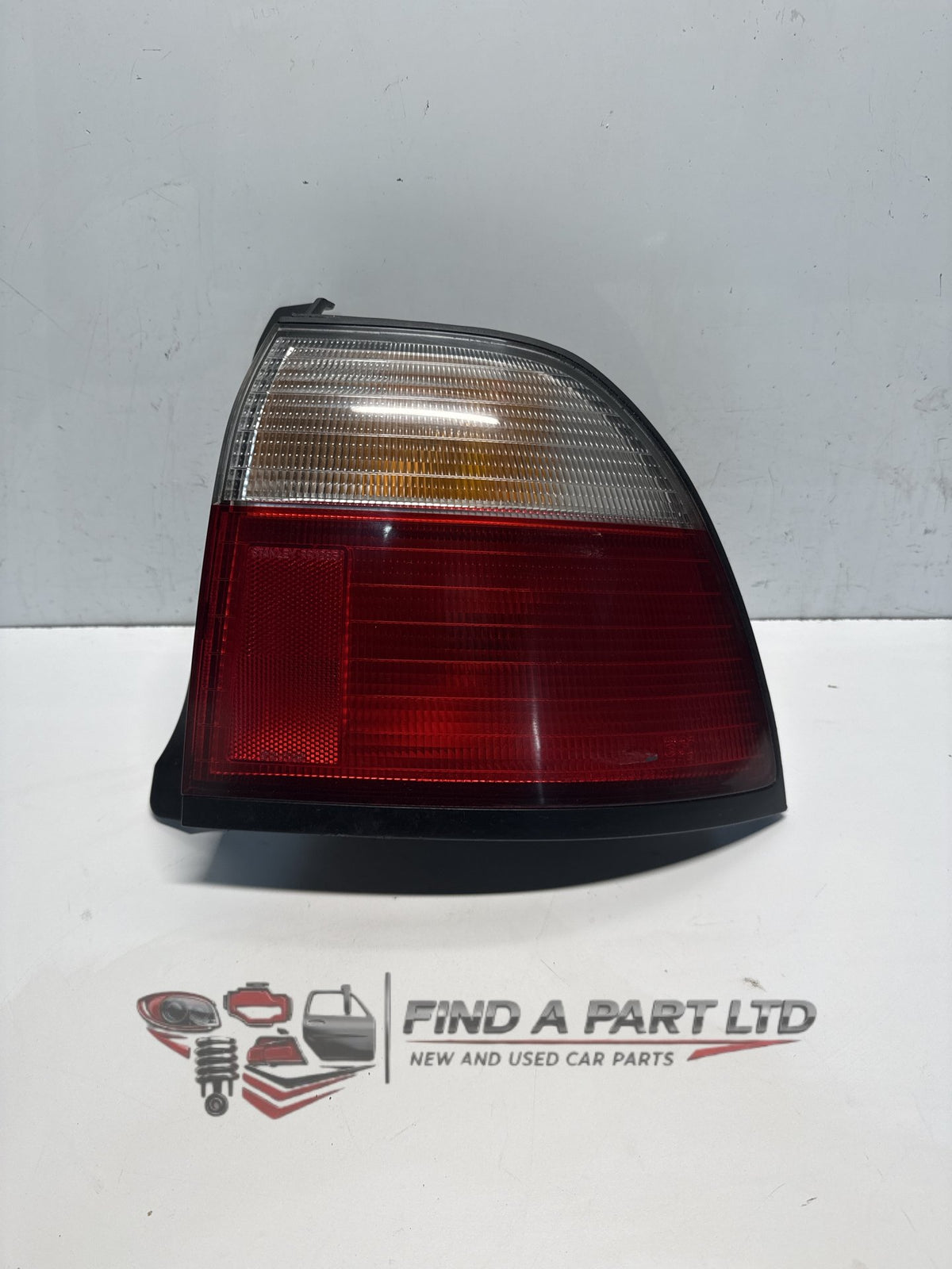 1993-1997 Honda Accord CD - Right Taillight PN: 043-1285