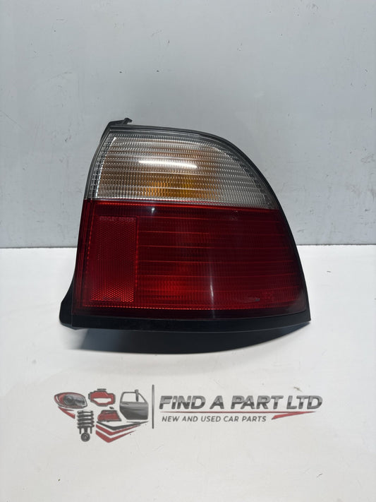 1993-1997 Honda Accord CD - Right Taillight PN: 043-1285