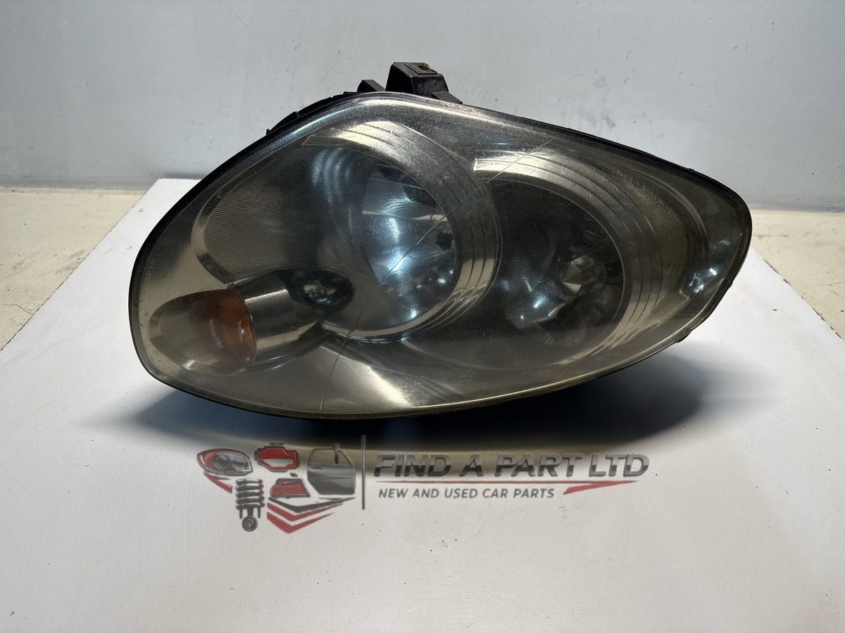 2005 Nissan Skyline V35 - Right Headlight PN: 1746