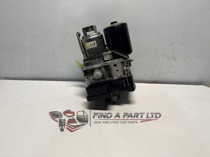 2004 Toyota Prius - ABS Pump/Modulator PN: 44510-47050