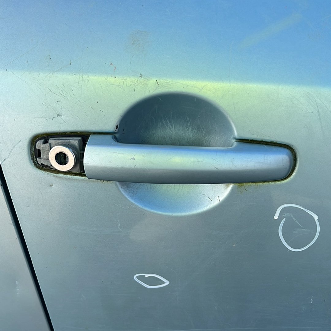 2006-2014 Suzuki SX4- Right Front Exterior Door Handle PN: