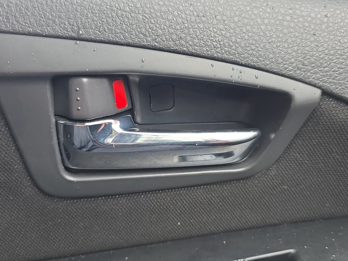 2006-2012 Suzuki SX4 YA11S - Left Front Door Interior Handle PN: