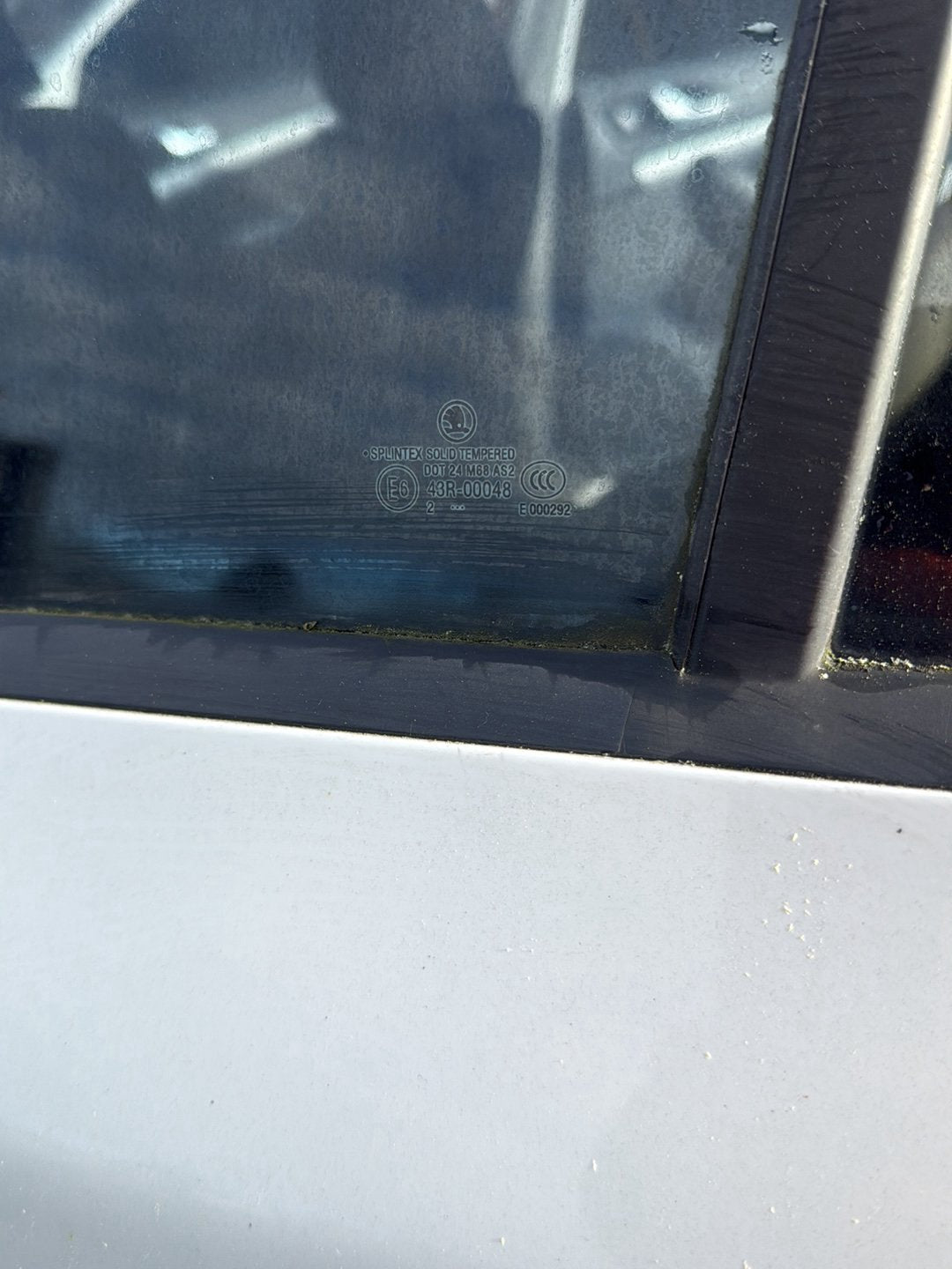 2012-2020 Skoda Octavia 5E - Left Rear Door Window PN: