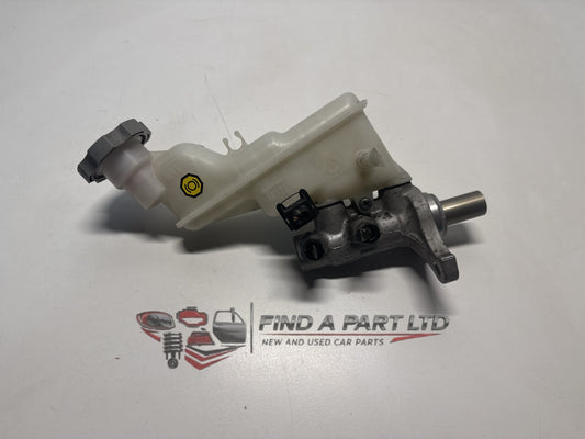 2014 Kia Rio JB - Master Cylinder PN: 20 254
