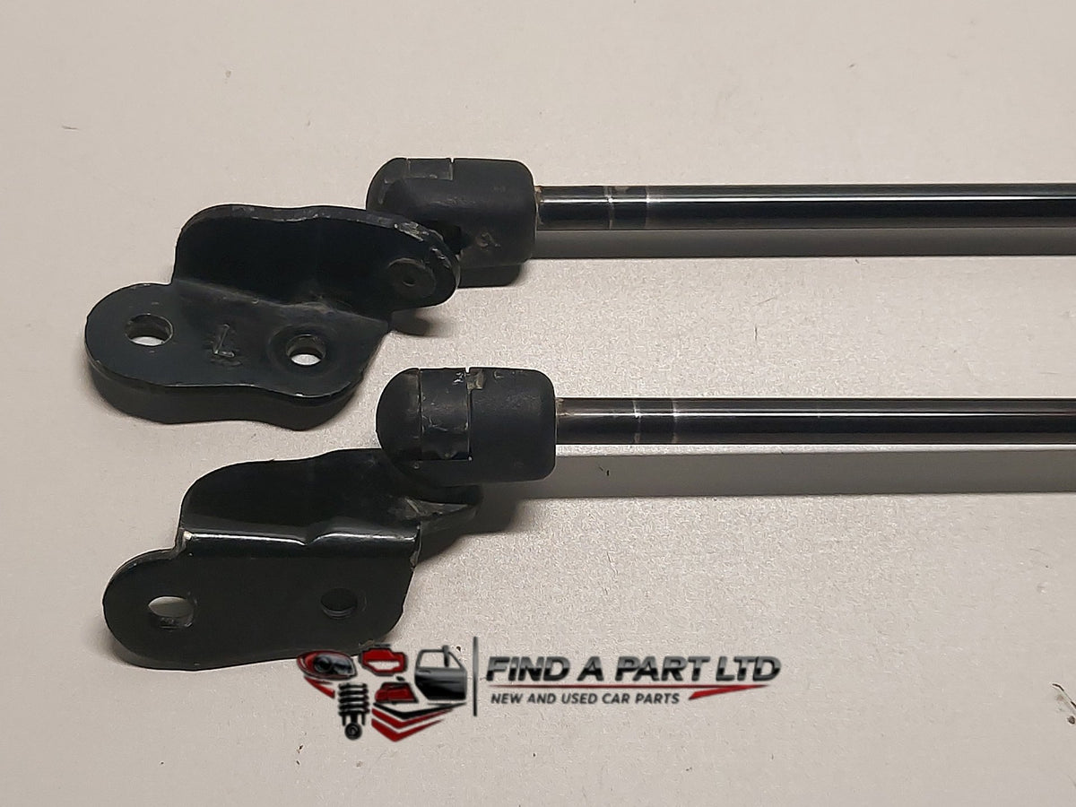 2007 Kia Picanto - tailgate strut pair PN: 81770 07000, 81780 07000