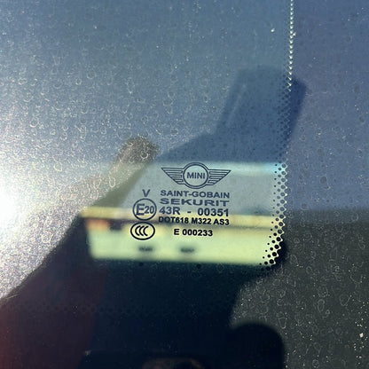 2008-2014 MINI Cooper R55 WMWML320X0TM93432 - Right Rear Side Glass PN: