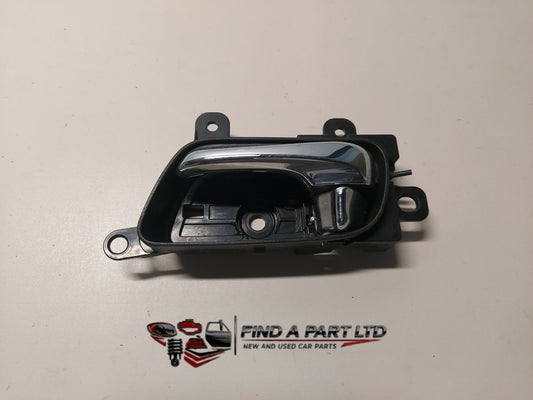 2009 Nissan Skyline Crossover J50 - Left Front Door Interior Handle PN: