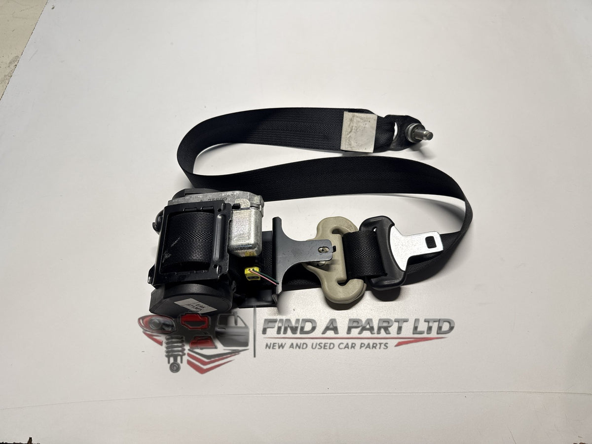 2015 Nissan Wingroad Y12 - Left Front Seat Belt PN: 6243432, 6243433