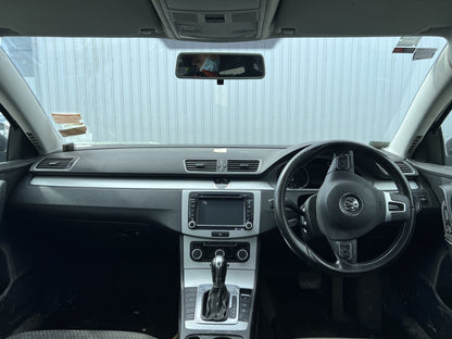 2010-2014 Volkswagen Passat B7 WVWZZZ3CZBE371571