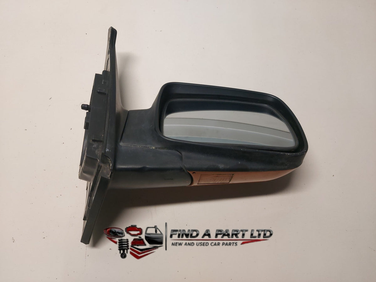 2007 Kia Picanto - Right Door Mirror PN: E4 012320