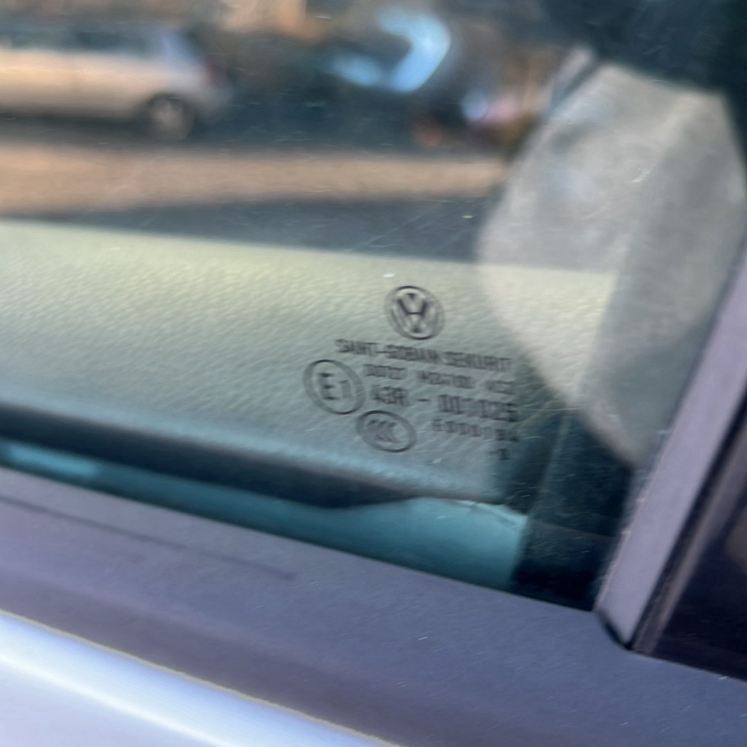 Oct 2008 to Mar 2013- Volkswagen Golf Gen 6 Hatchback 5 Door- Left Front Door Window