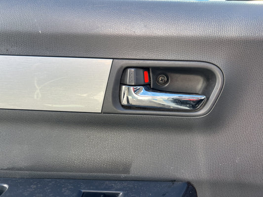 2006 Suzuki Swift ZC31S - Left Front Door Interior Handle PN: