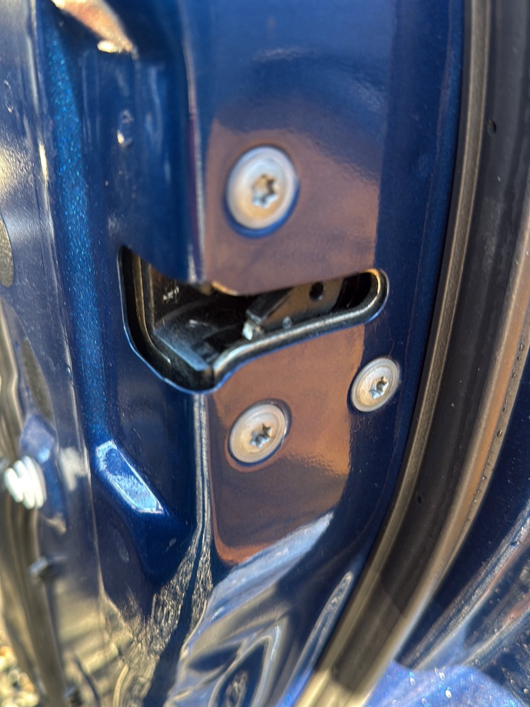 2007-2013 Nissan X-Trail T31- Right Front Lock Mechanism PN: