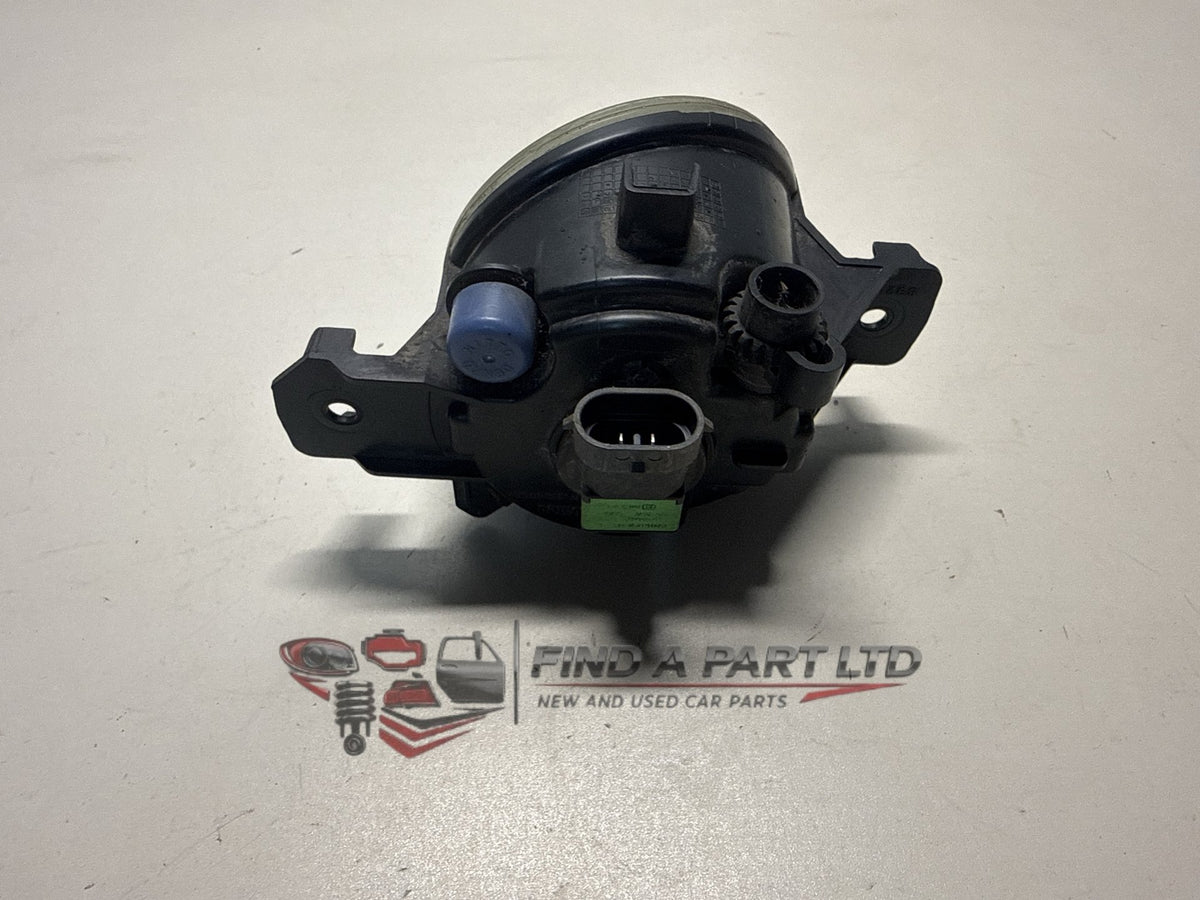 2006 Nissan X-Trail T30 - Right Fog Light PN: 26150 89905EW
