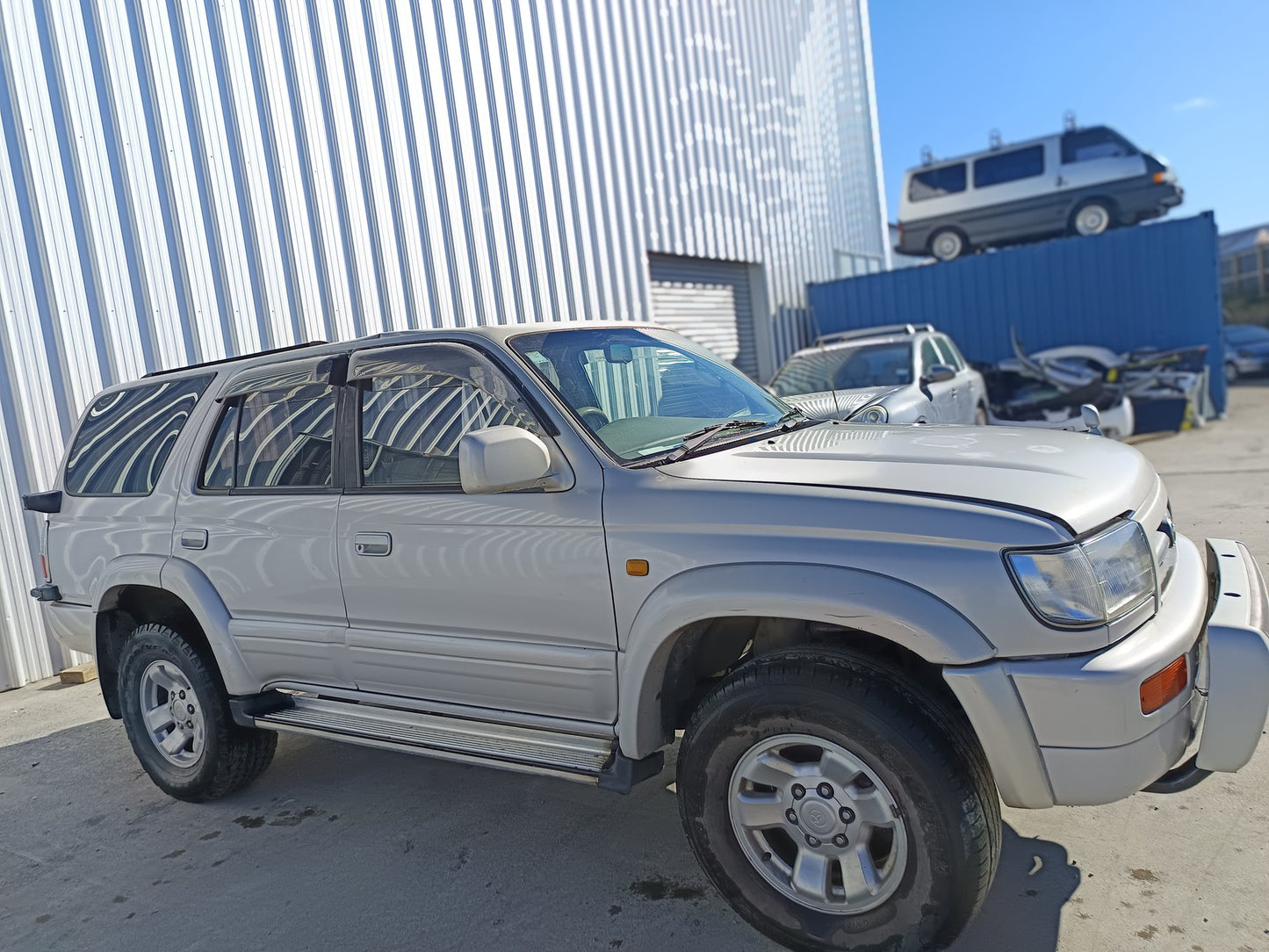 1997 Toyota Hilux Surf RZN185