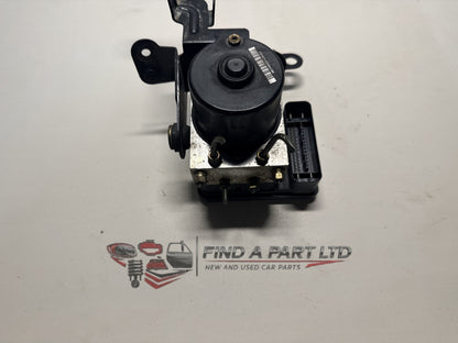 2002 Mazda Demio DY - ABS Pump/Modulator PN: D351-437A0-B