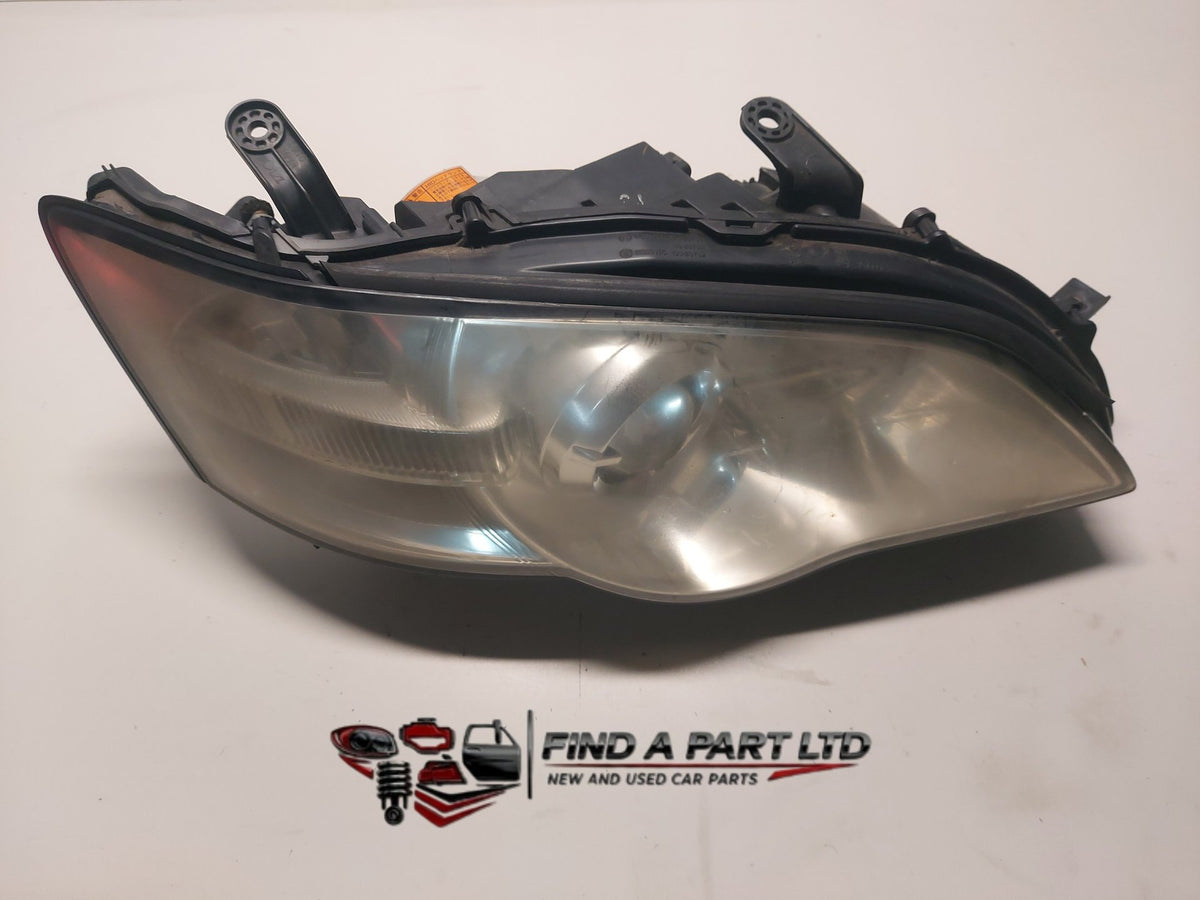 2004 Subaru Legacy BL - Right Headlight PN: 100-20791 100-20794 100-20792