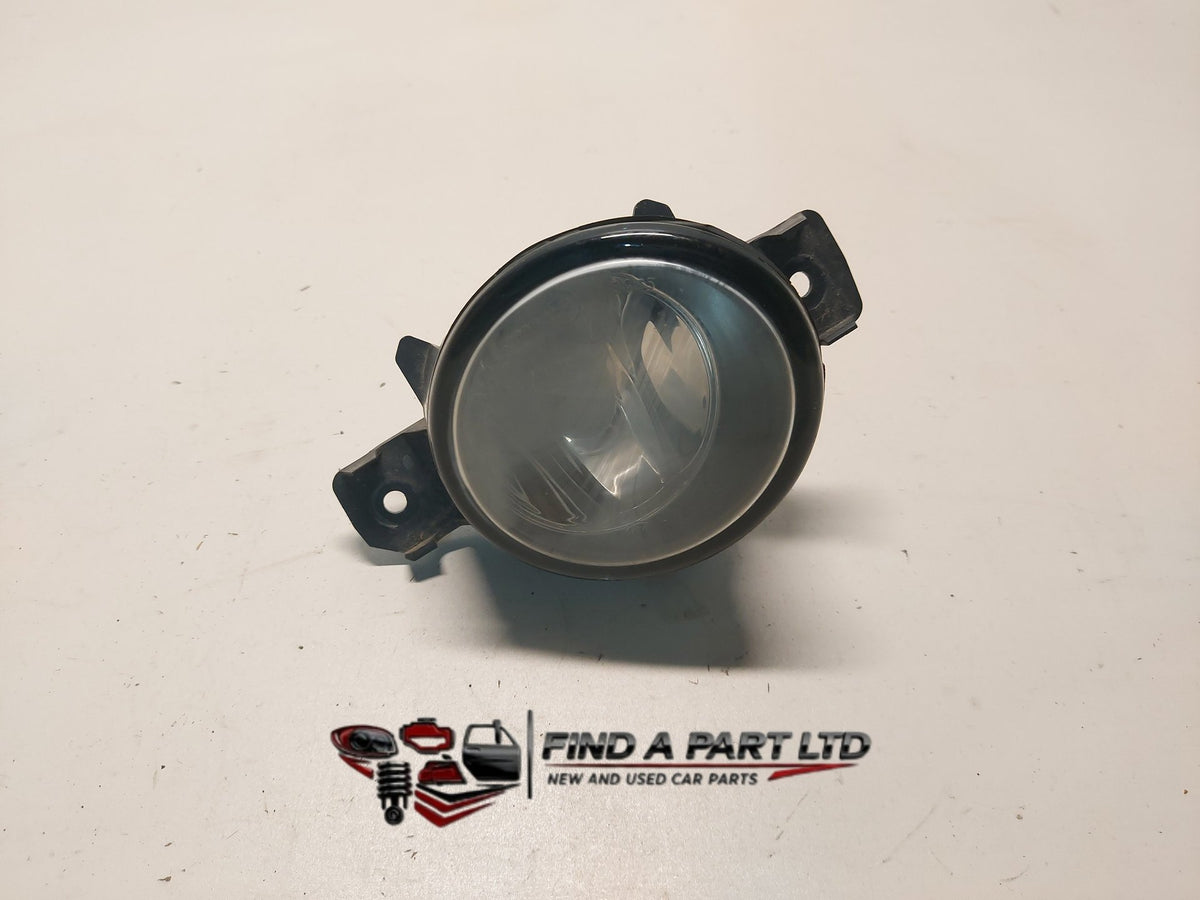 2008 Nissan Bluebird Sylphy G11 - Right Fog Light PN: A061715