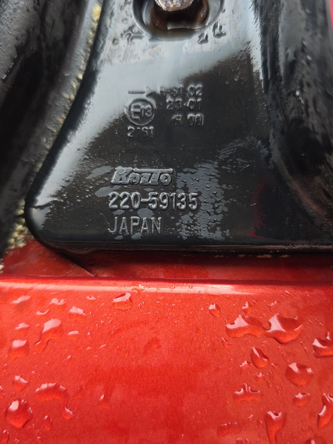 2006-2012 Suzuki SX4 YA11S - Right Taillight PN: Koito 220-59135