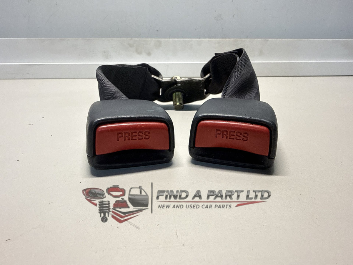 1998 Toyota Caldina T210 - Centre Seat Belt Stalk PN: 971218FC