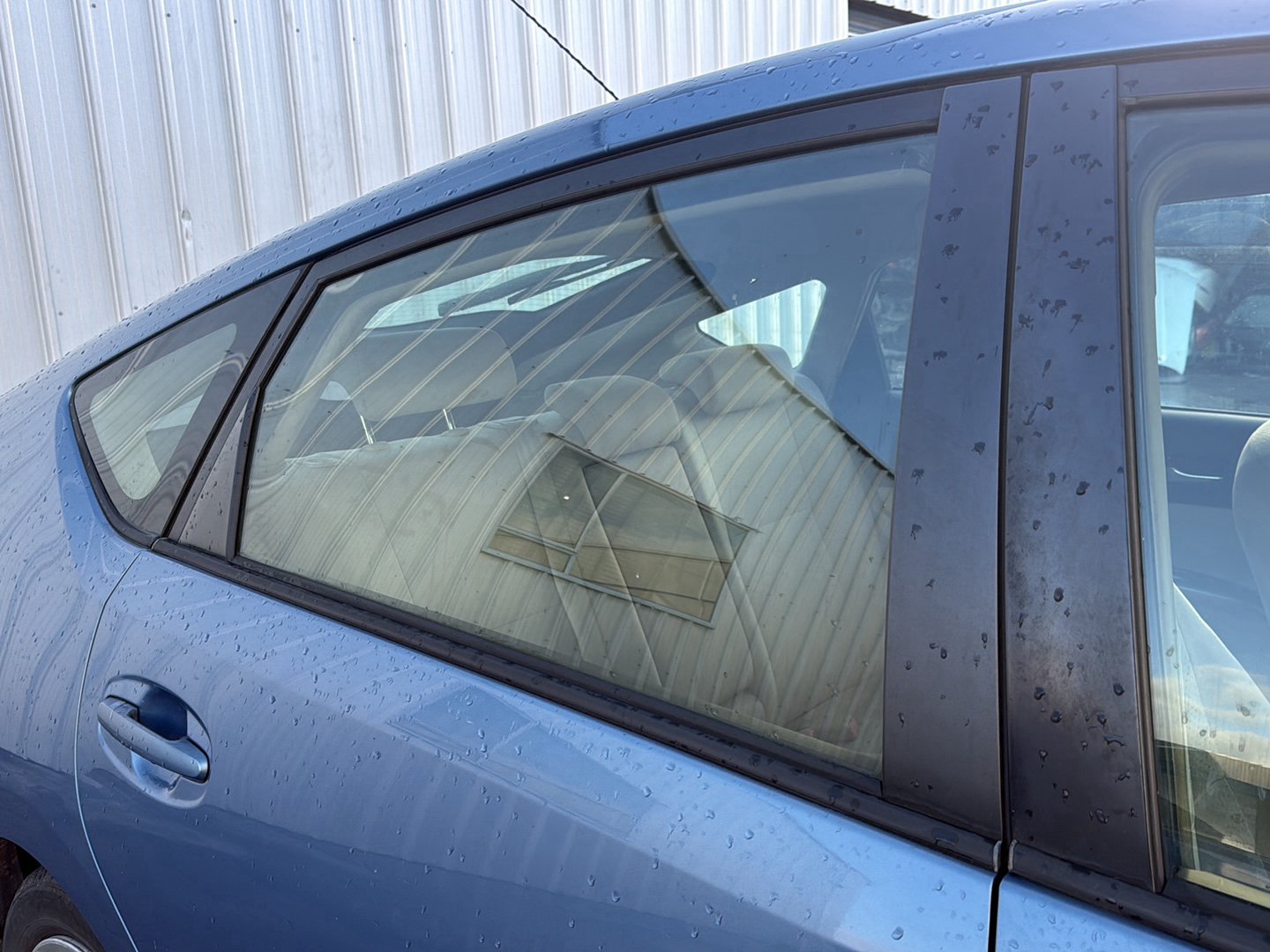 2004-2009 Toyota Prius- Right Rear Door Window PN:
