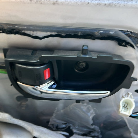 2009-2017 Toyota Wish ZGE20- Left Front Door Interior Handle PN:
