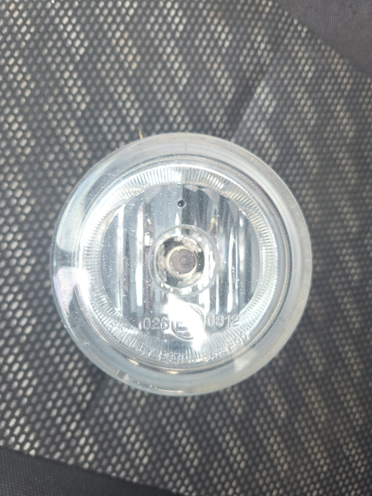 2006 Suzuki SX4 YA11S - Left Fog Light PN: Stanley P2709