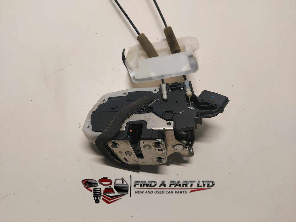 2009 Nissan Skyline Crossover J50 - Left Front Lock Mechanism PN: 9914