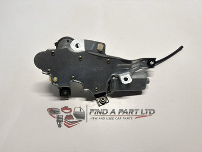 2002 Honda Avancier TA - Rear Wiper Motor PN: 34946-581