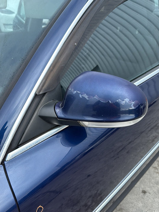 1998-2005 Volkswagen Passat- Left Door Mirror PN: