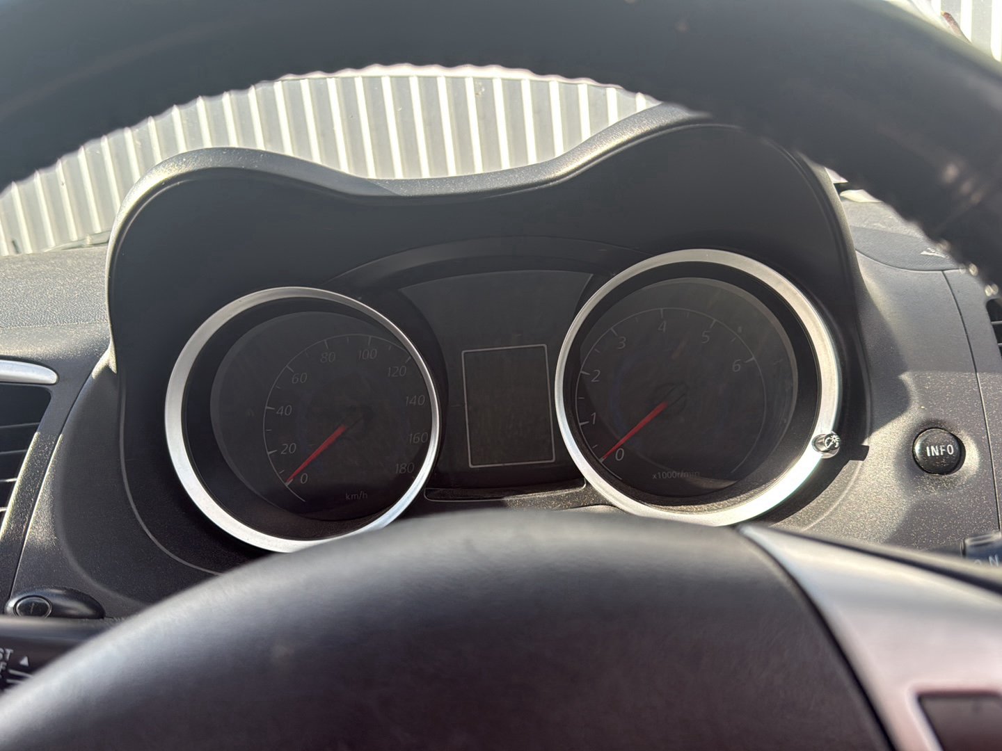 2004-2012 Mitsubishi Galant DJ CY4A - Instrument Cluster PN: