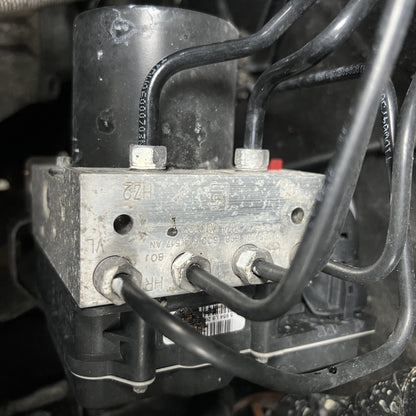 2005-2009 Volkswagen Polo MK4 - 9A 9N WVWZZZ9NZ9U020854 - Anti-lock Braking System Pump/Modulator PN: