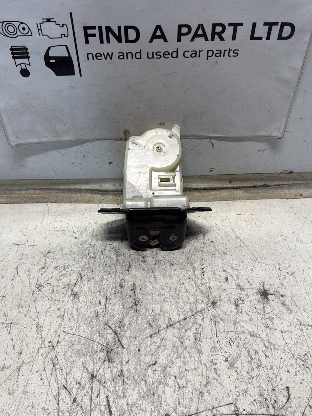 2004-2012 Nissan Lafesta- Tailgate Lock Mechanism PN: