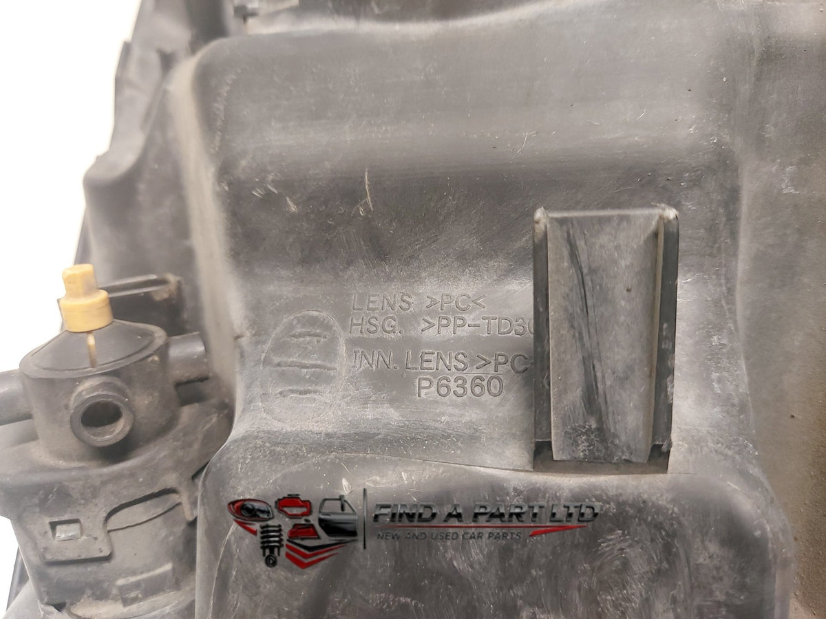 2007 Honda CR-V RE4 - Right Headlight PN: P6360