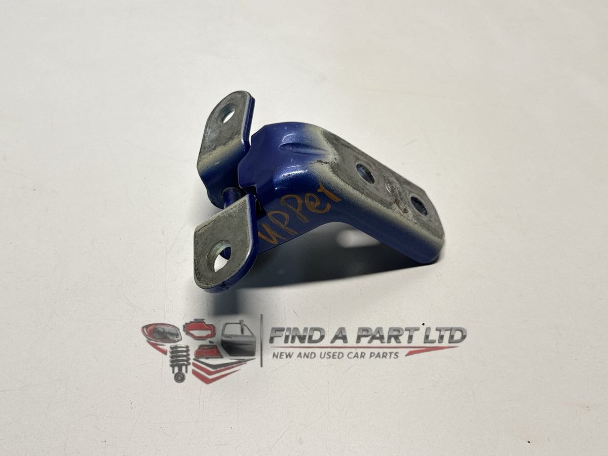 2014 Kia Rio JB - Left Upper Door Hinge PN: