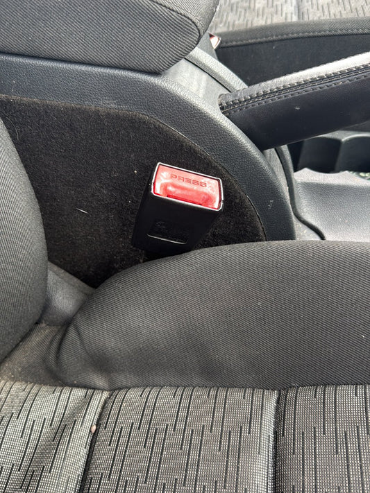 2012-2020 Skoda Octavia 5E - Right Front Seat Belt Stalk PN: