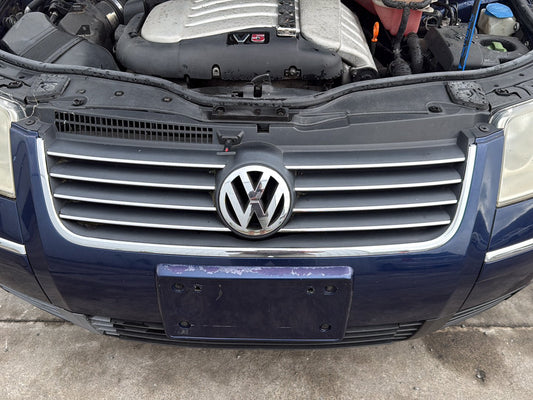 1998-2005 Volkswagen Passat- Bumper Grille PN: