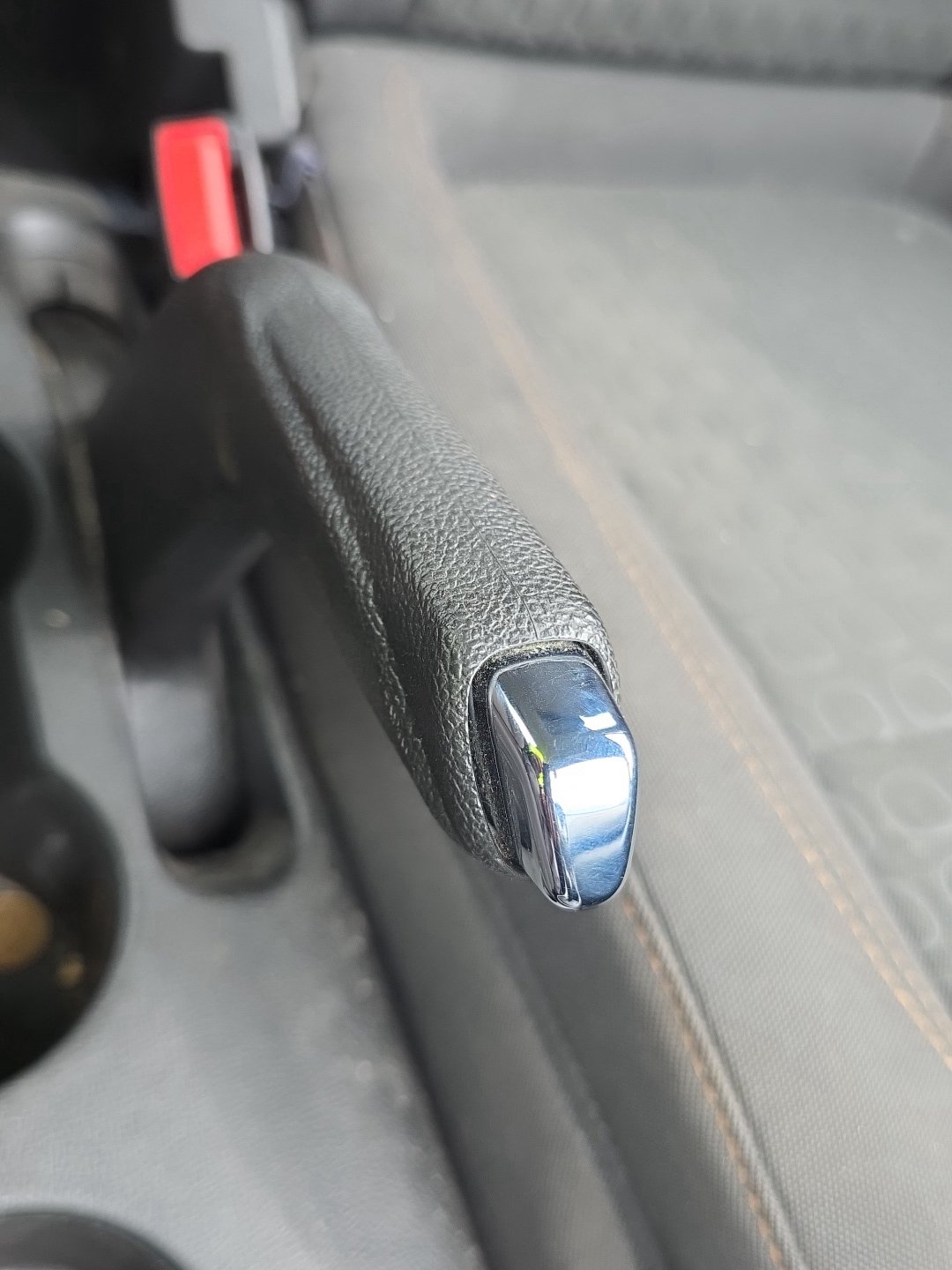 2017 Holden Trax TJ MY17 - Handbrake Lever PN: