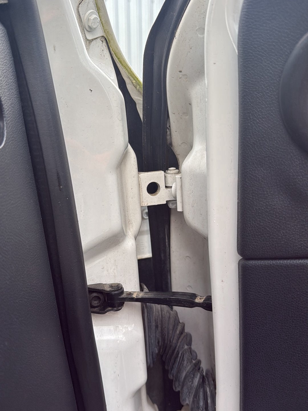 2012-2020 Skoda Octavia 5E - Right Front Door Top Hinge PN: