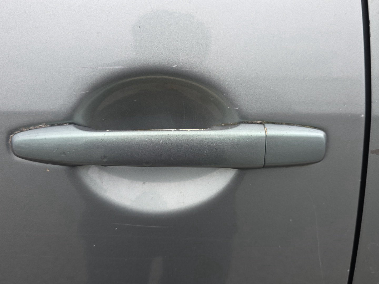 2007 Mitsubishi Delica CV5W - Right Sliding Door Exterior Handle PN: