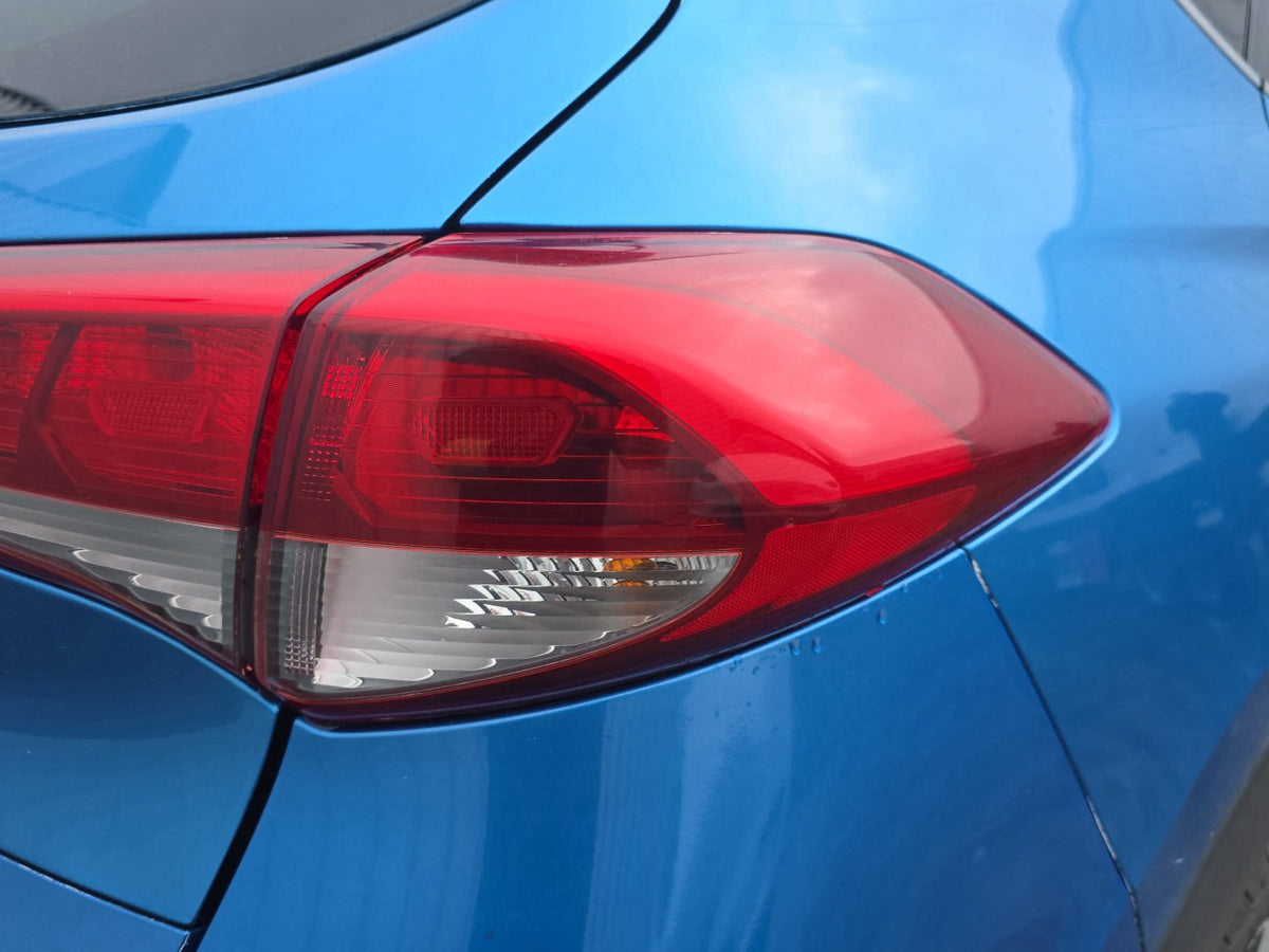 2015-2020 Hyundai Tucson TL - Right Taillight PN: 92402-D3 R
